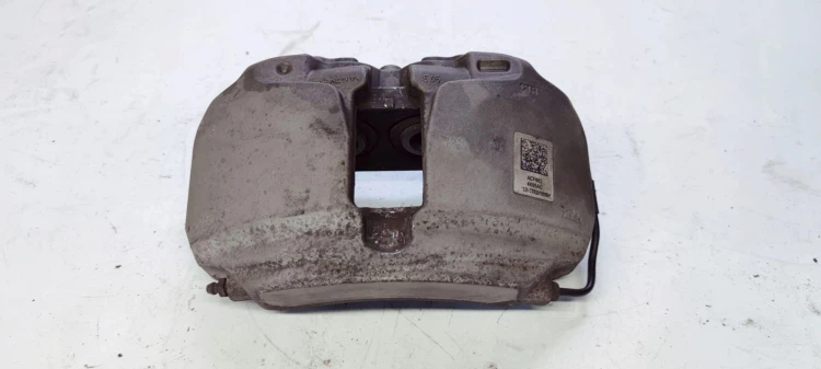 ZACISK HAMULCOWY LEWY AUDI A6 C8 A7 4K05AC