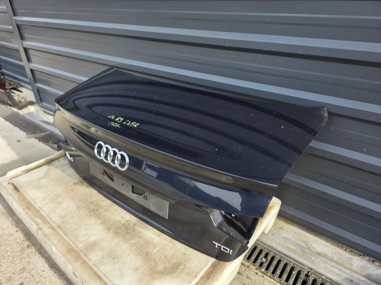 KLAPA TYLNA TYŁ AUDI A4 B9 SEDAN 2016-2019 LX5R ORYGINAŁ !!!