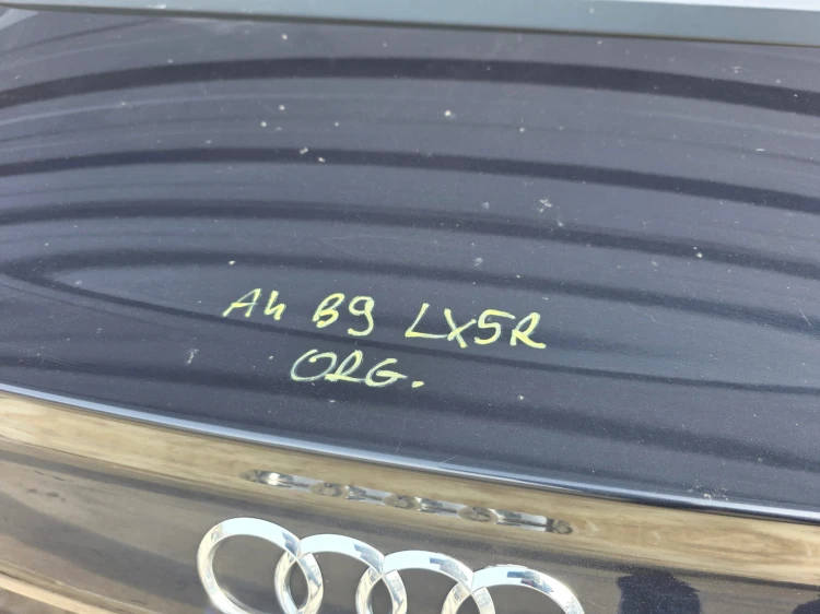 KLAPA TYLNA TYŁ AUDI A4 B9 SEDAN 2016-2019 LX5R ORYGINAŁ !!!