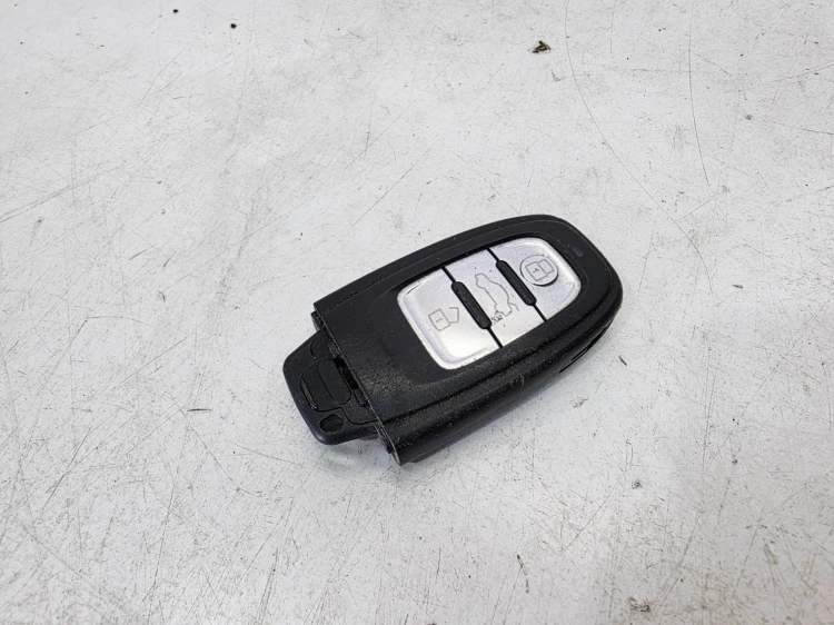 KLUCZYK PILOT AUDI A4 B8 A5 8T Q5 8R 8T0959754D