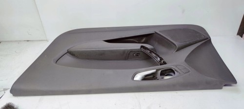 BOCZEK DRZWI PRAWY PRZÓD AUDI A1 3-D 8X1867106A *2