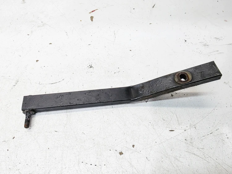 WSPORNIK MOCOWANIA PASA LEWY AUDI A4 B8 A5 8T 8K0805527B