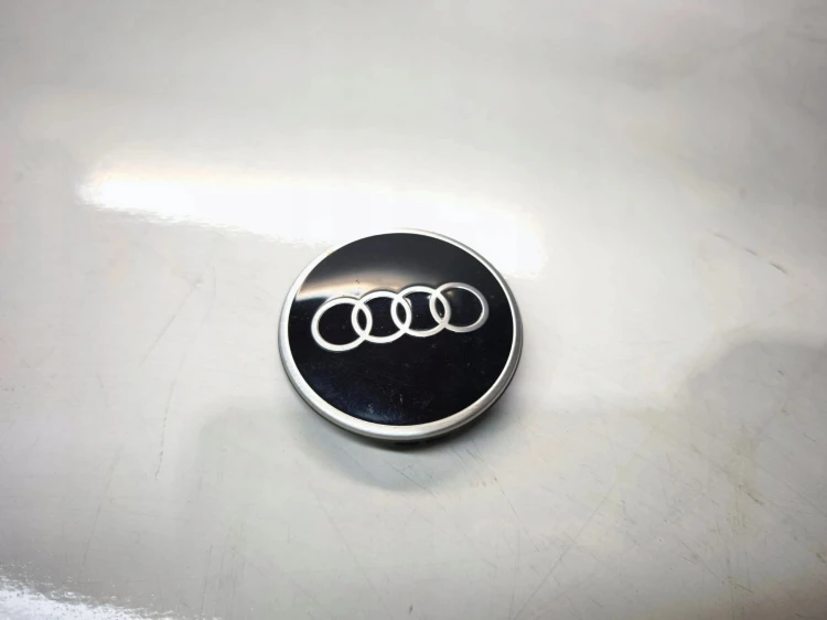 KOŁPAK DEKIELEK FELGI AUDI Q5 A4 B9 A5 81A601170 ORYGINAŁ
