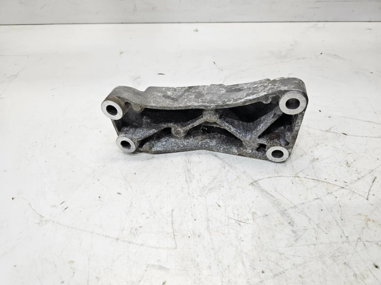 ŁAPA MOCOWANIE SKRZYNI BIEGÓW AUDI VOLKSEAGEN SEAT SKODA 1K0199117AN