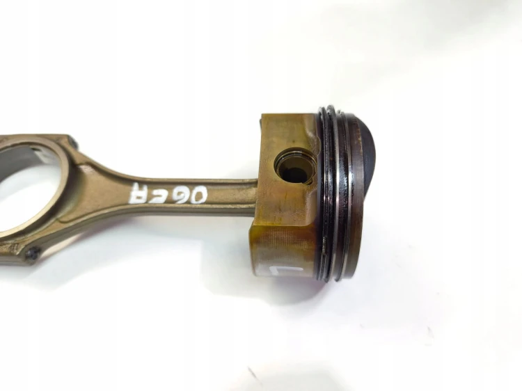 TŁOK + KORBOWÓD AUDI A4 B7 A6 C6 3.2 FSI AUK BKH 06EA 84L43 LEWY