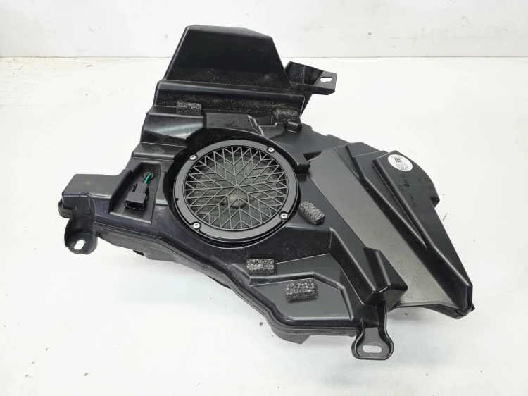 GŁOŚNIK SUBWOOFER TUBA AUDI A5 8F CABRIO 8F0035382
