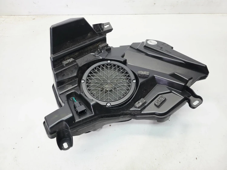 GŁOŚNIK SUBWOOFER TUBA AUDI A5 8F CABRIO 8F0035382