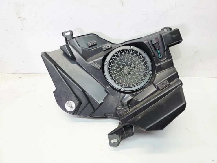 GŁOŚNIK SUBWOOFER TUBA AUDI A5 8F CABRIO 8F0035382