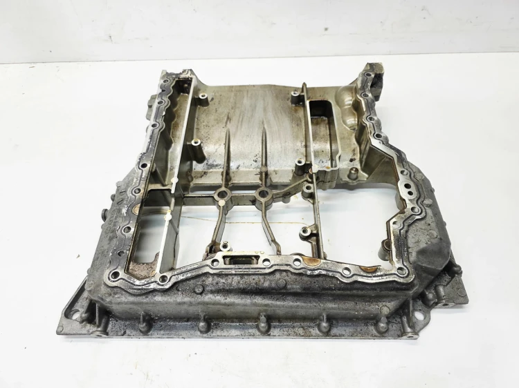 MISKA OLEJOWA PÓŁBLOK AUDI A4 B8 A5 Q5 A6 C7 3.0 TFSI 06E103603BB