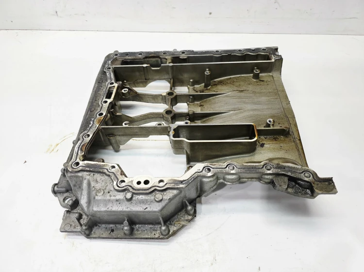 MISKA OLEJOWA PÓŁBLOK AUDI A4 B8 A5 Q5 A6 C7 3.0 TFSI 06E103603BB
