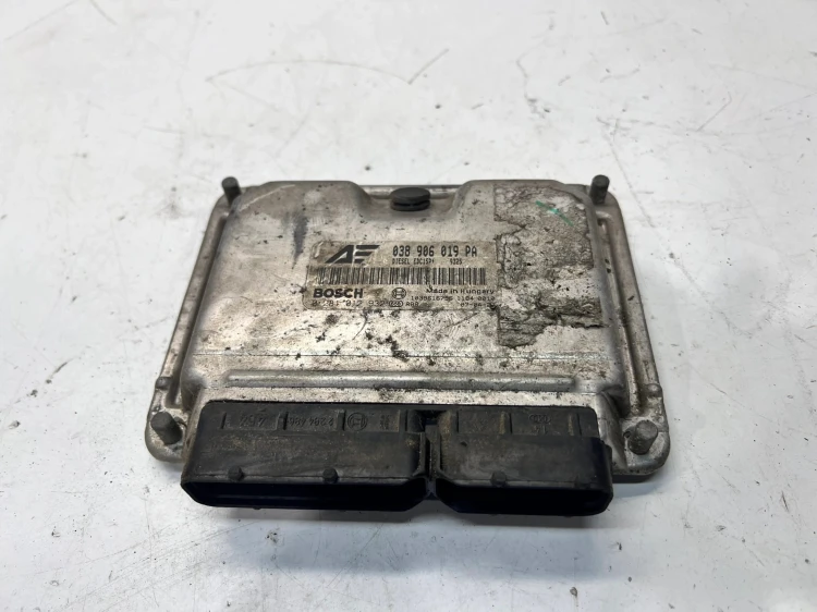 KOMPUTER STEROWNIK SILNIKA VW SHARAN 038906019PA