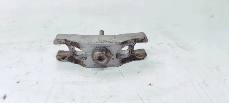 ŚRUBA MOCOWANIE WTRYSKU AUDI VOLKSWAGEN SEAT SKODA 1.6 TDI 03L216