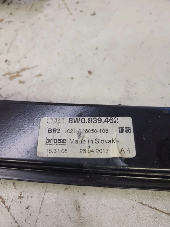 MECHANIZM SZYBY PODNOŚNIK PRAWY TYŁ A4 B9 8W0839462 ORYGINAŁ !!!