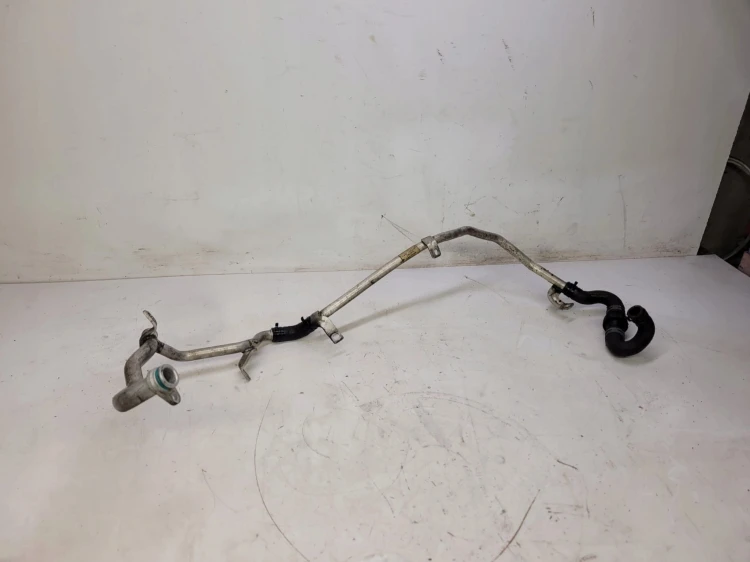 RURA PRZEWÓD WODY AUDI A4 B9 8W0122449Q