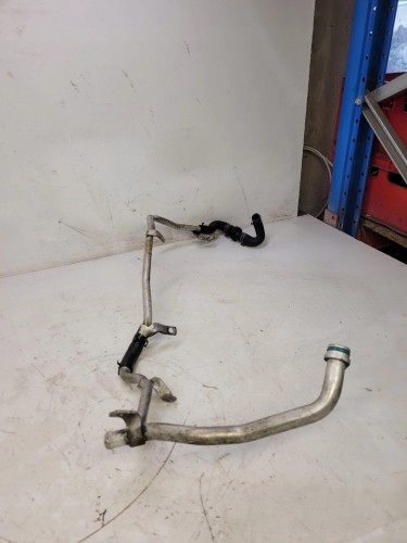 RURA PRZEWÓD WODY AUDI A4 B9 8W0122449Q