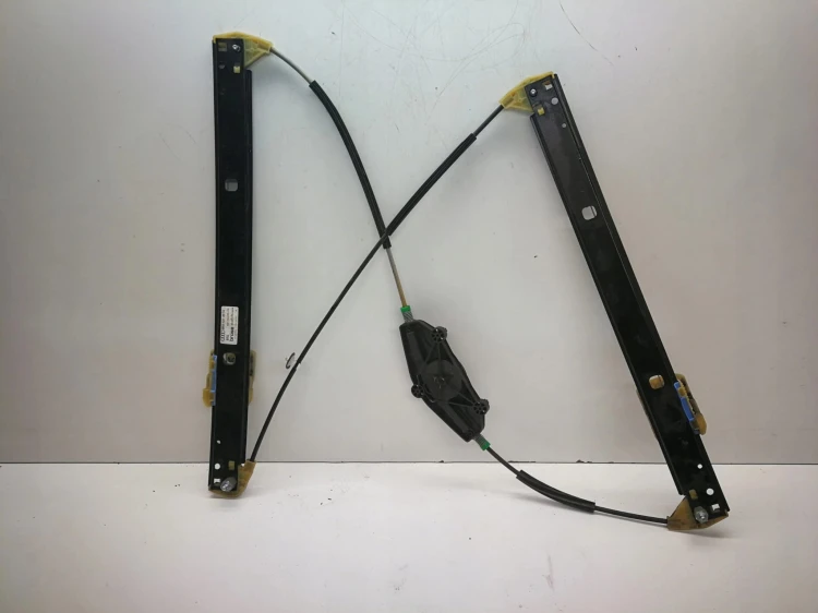 MECHANIZM SZYBY LEWY PRZÓD AUDI Q5 8R0837461G