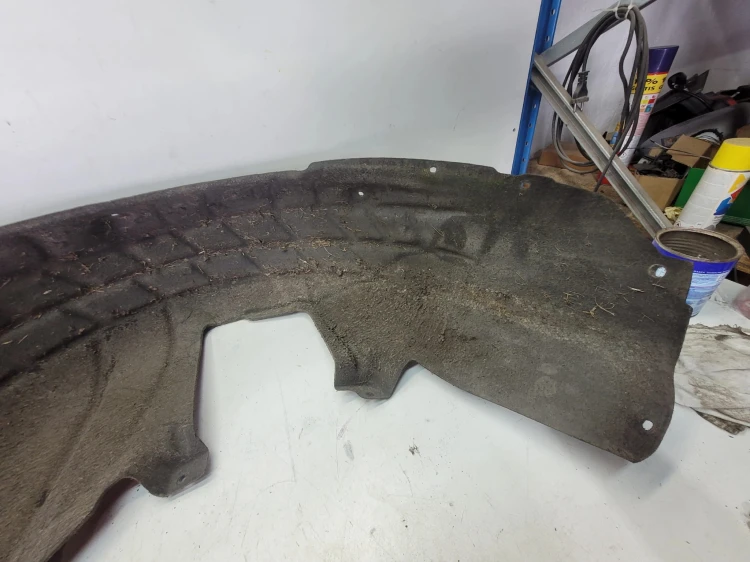 NADKOLE MATERIAOWE LEWY TYŁ AUDI Q4 E-TRON 89A810171B