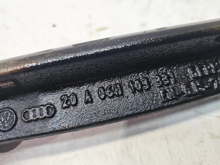 WAŁEK BALANSUJĄCY AUDI VW 1.8 2.0 TFSI 06H103337 06H103331 06H103295CC