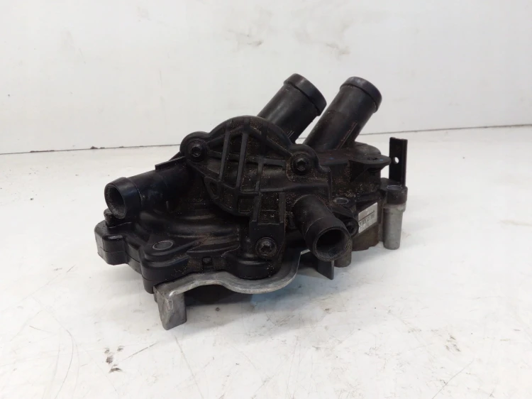 POMPA WODY TERMOSTAT AUDI VW 1.4 TFSI 04E121600AD