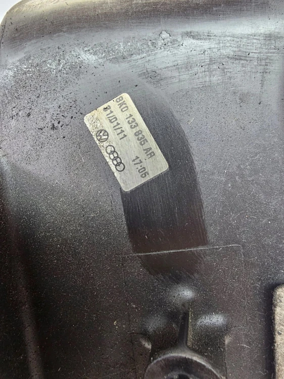 OBUDOWA FILTRA POWIETRZA AUDI A4 B8 A5 8K0133835AR