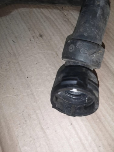 WĄŻ RURA WODY AUDI A4 B6 B7 8E0121101C