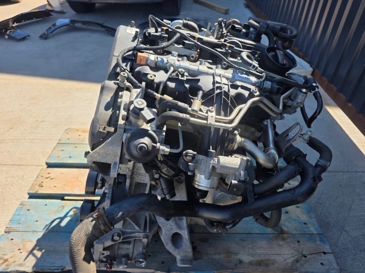 SILNIK KOMPLETNY AUDI A5 8T A4 B8 Q5 SEAT 2.0 TDI CJC CJCB ORYGINAŁ *2 !!!