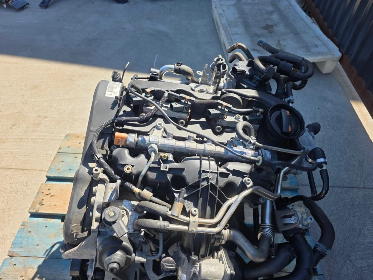 SILNIK KOMPLETNY AUDI A5 8T A4 B8 Q5 SEAT 2.0 TDI CJC CJCB ORYGINAŁ *2 !!!
