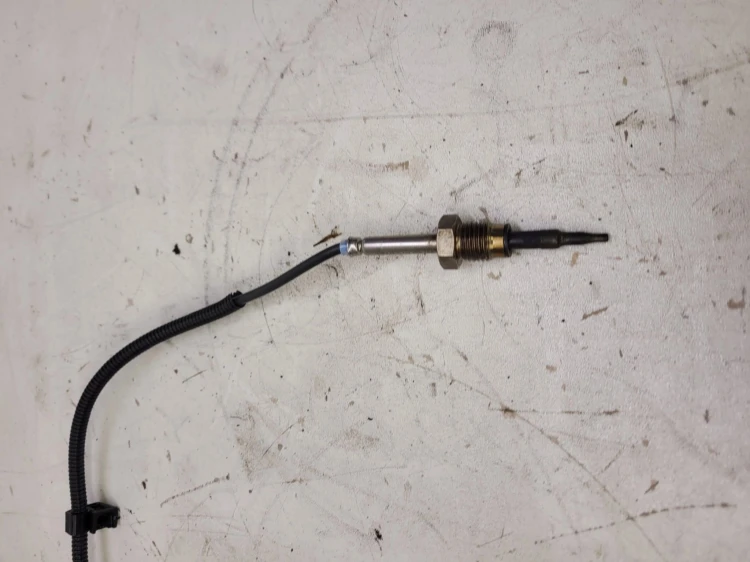 CZUJNIK TEMPERATURY SPALIN AUDI A4 Q7 4M0906088AB