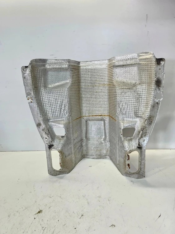 OSŁONA TERMICZNA AUDI A5 8T COUPE 8T0804160D