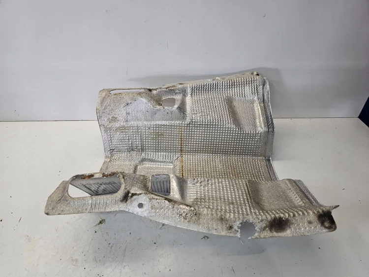 OSŁONA TERMICZNA AUDI A5 8T COUPE 8T0804160D