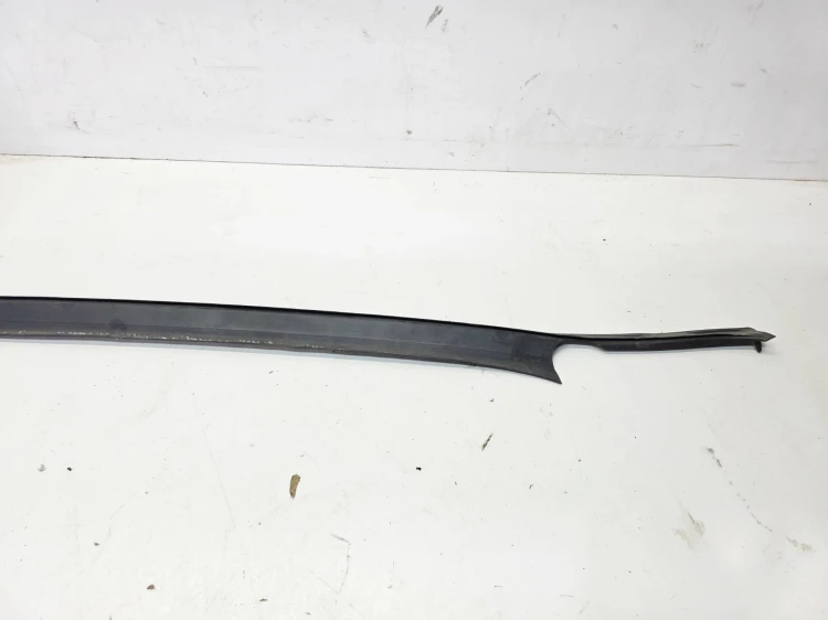 OSŁONA RYNNY KLAPY BAGAŻNIKA AUDI A5 8W SPORTBACK 8W8827229