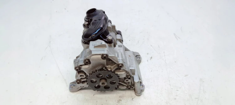 POMPA OLEJU BMW F36 430I B48B20B 252KM 7624135