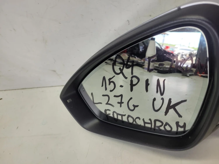 LUSTERKO ZEWNĘTRZNE LEWE AUDI Q4 E-TRON LZ7G 15-PIN FOTOCHROM UK