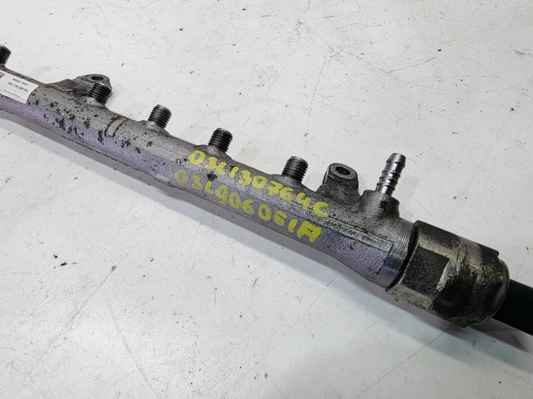 LISTWA WTRYSKOWA AUDI VOLKSWAGEN SEAT SKODA 1.6 TDI 03L130089AA 03L130764C