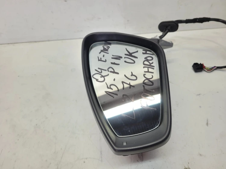 LUSTERKO ZEWNĘTRZNE LEWE AUDI Q4 E-TRON LZ7G 15-PIN FOTOCHROM UK