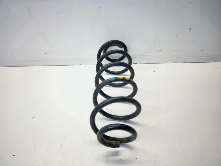 SPRĘŻYNA TYŁ TYLNA LEWA LUB PRAWA AUDI A3 8P VOLKSWAGEN GOLF 11MM X 335MM