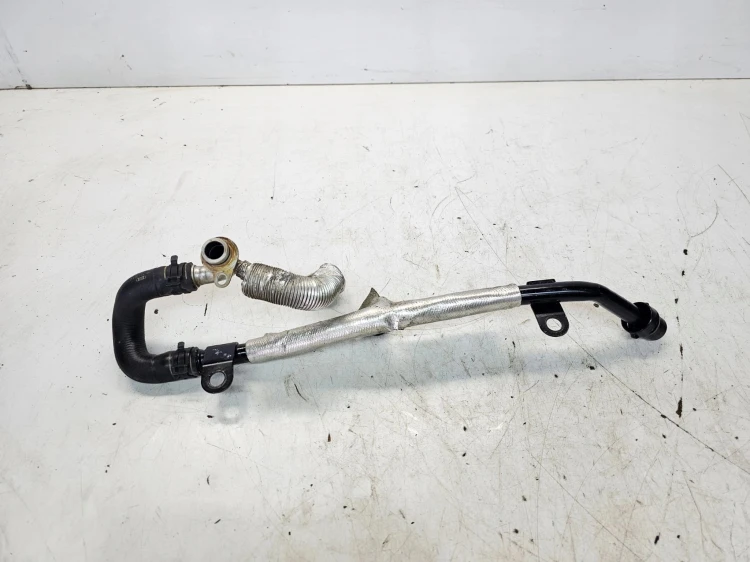 RURKA PRZEWÓD WODY AUDI A4 B8 A5 8T LIFT 1.8 TFSI 06L121051C