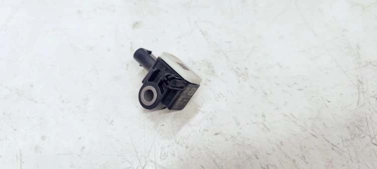 CZUJNIK UDERZENIOWY AUDI AUDI A1 LIFT 7E0959352