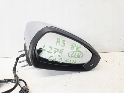 LUSTERKO ZEWNĘTRZNE PRAWE AUDI A3 8V 8V3 8V4 LZ7G 6+2 PIN UK