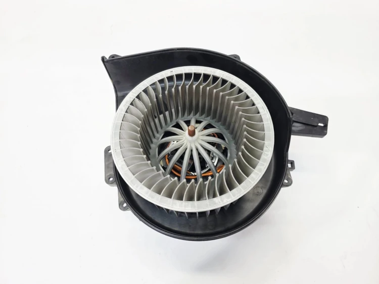 WENTYLATOR DMUCHAWA NAGRZEWNICY AUDI A3 8P VOLKSWAGEN SEAT SKODA AB20000P