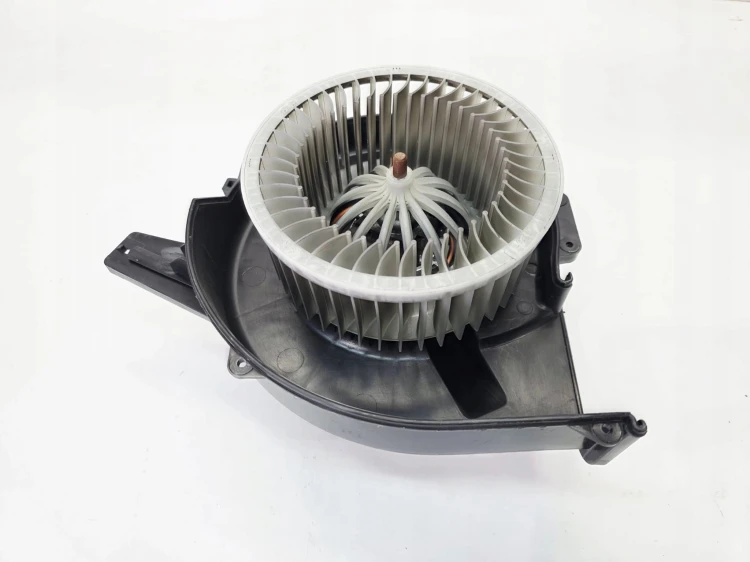 WENTYLATOR DMUCHAWA NAGRZEWNICY AUDI A3 8P VOLKSWAGEN SEAT SKODA AB20000P