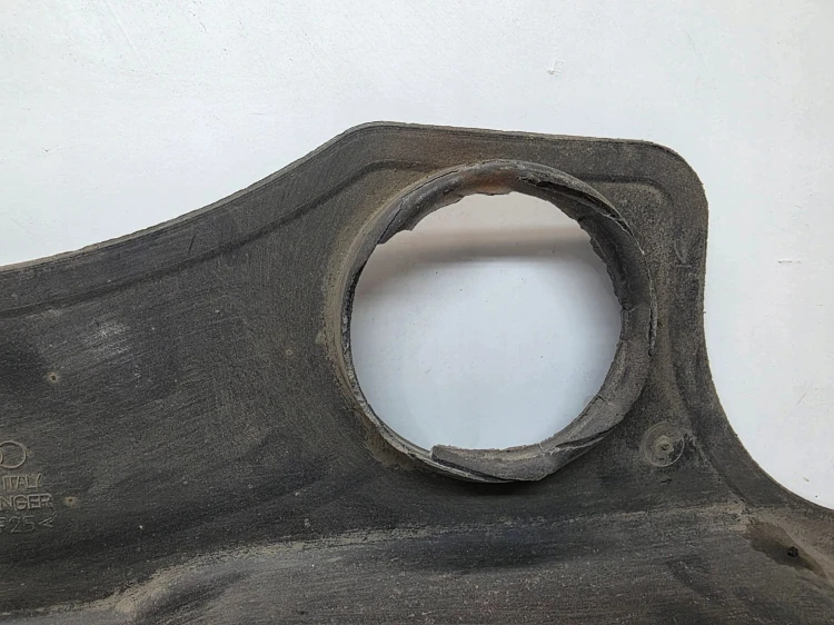 OSŁONA PŁYTA PODWOZIA PRAWY TYŁ AUDI Q5 8R 8R0825216A ORYGINAŁ *5*