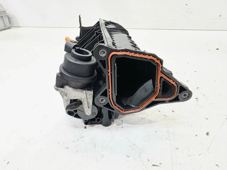 KOLEKTOR SSĄCY PRAWY AUDI S6 S7 S8 A8 RS6 RS7 4.0 TFSI 079133110BF