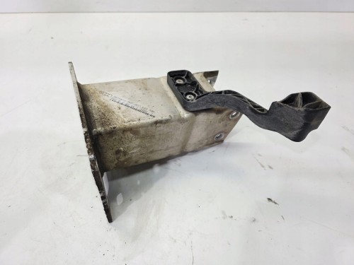 STREFA ZGNIOTU PODŁUŻNICY LEWA AUDI A4 B9 8W0807133