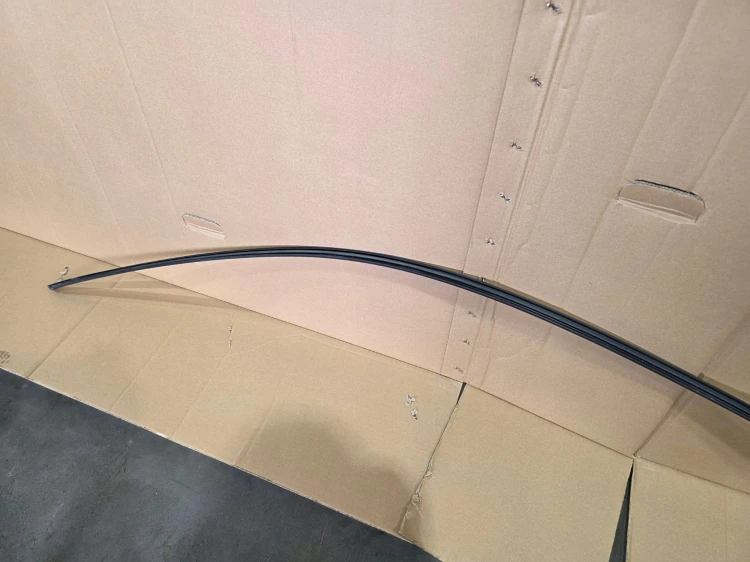 LISTWA MAT PRAWA KAROSERYJNA AUDI Q5 8R 8R0853704A ORYGINAŁ !!!