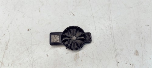 ZAŚLEPKA SENSORA DESZCZU AUDI A3 8V 8V0907613