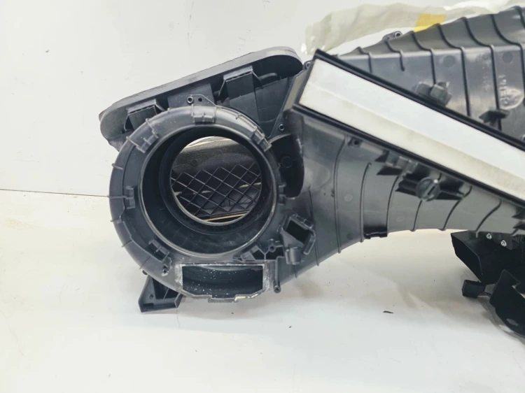 NAGRZEWNICA AUDI A4 B8 A5 8T 8K1820005AJ