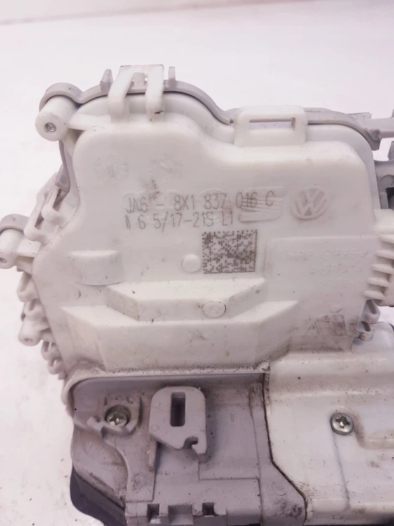 ZAMEK DRZWI PRAWY PRZÓD AUDI A1 8X1837016C 5-PIN