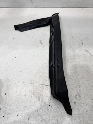 WYGŁUSZENIE BŁOTNIKA LEWE AUDI A4 B8 8K0821111C