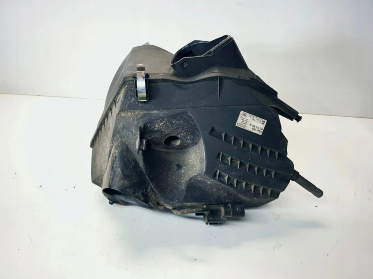 OBUDOWA FILTRA POWIETRZA AUDI A6 C6 3.0 TDI 4F0133837H